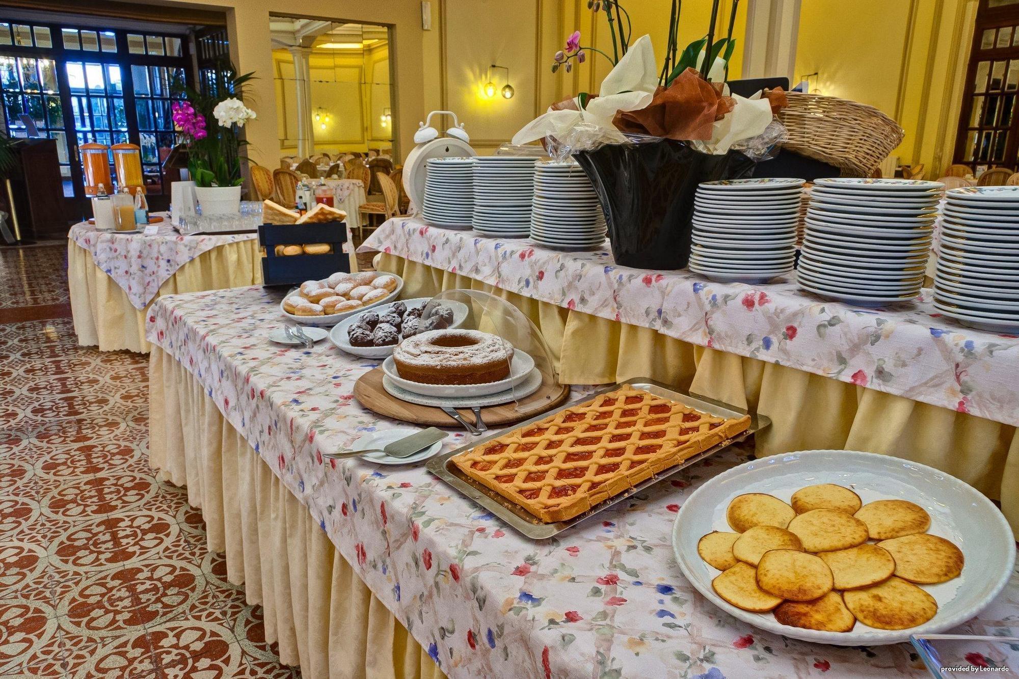 Grand Hotel Royal Виареджо Экстерьер фото